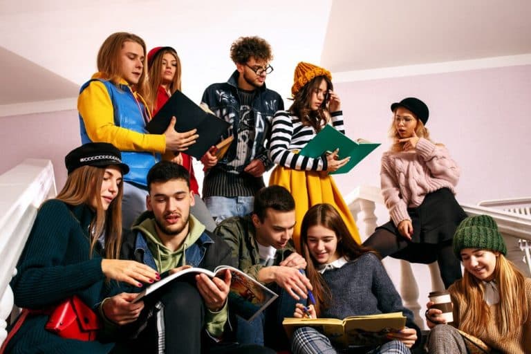 Lee más sobre el artículo Aproveche al Máximo su Experiencia Universitaria: ¡Obtenga un Ascenso Ahora!
