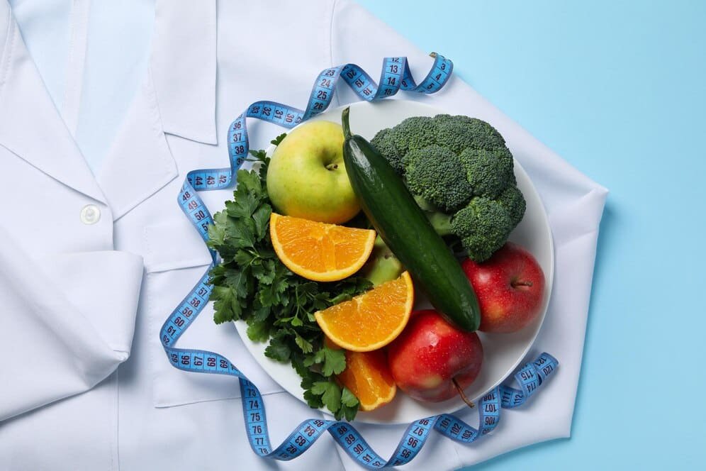 how to become a dietician