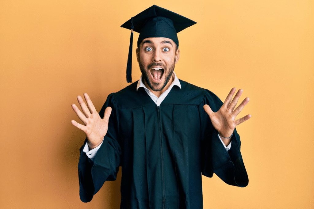 Top up degrees in the UK - What no one tells you (but should!) 8 top up degree