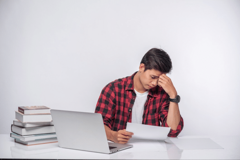 Read more about the article Ce se întâmplă dacă nu promovezi GCSE – 6 opțiuni pe care le poți alege!