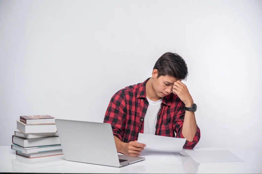 Read more about the article What happens if you fail your GCSE – 6 options you can go for!