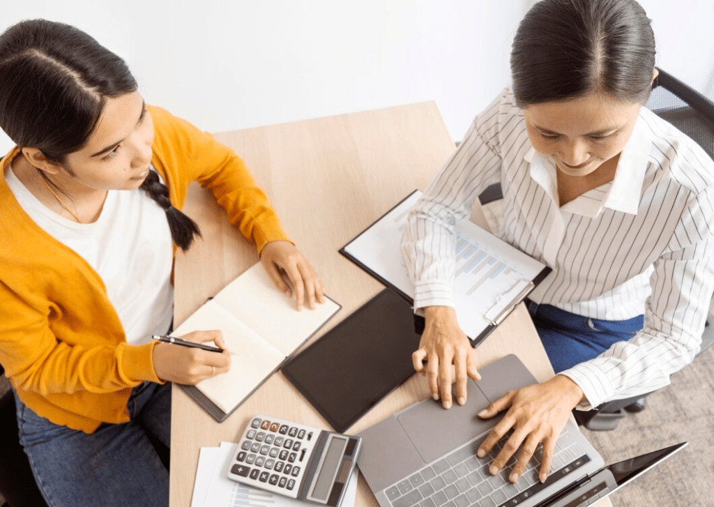 How to Become an Accountant in the UK? 9 how to become an accountant