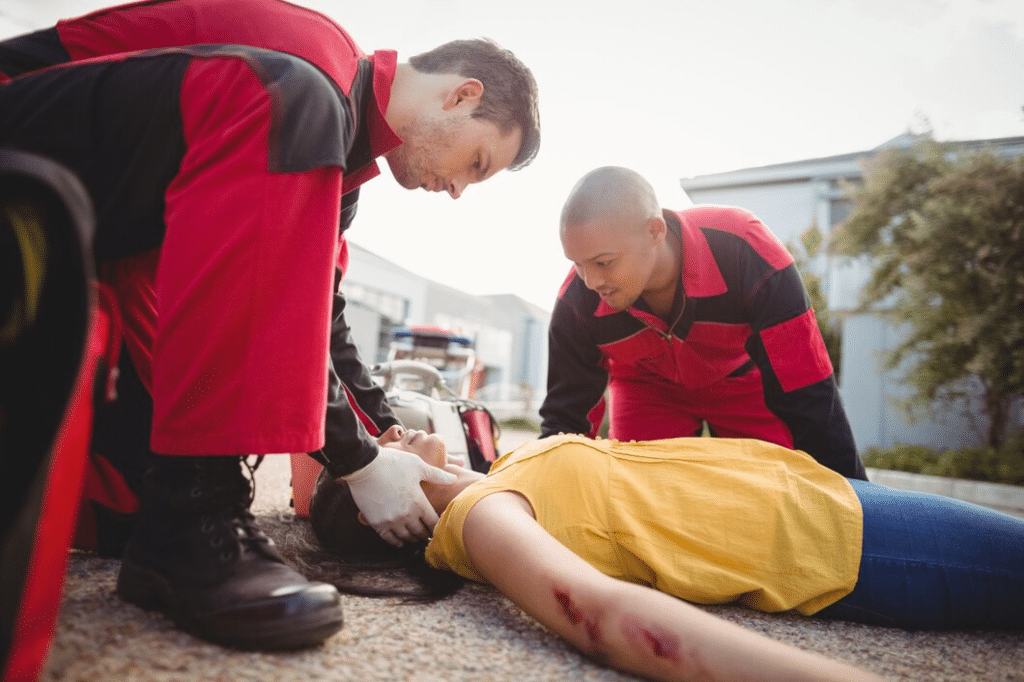 how to become a paramedic 