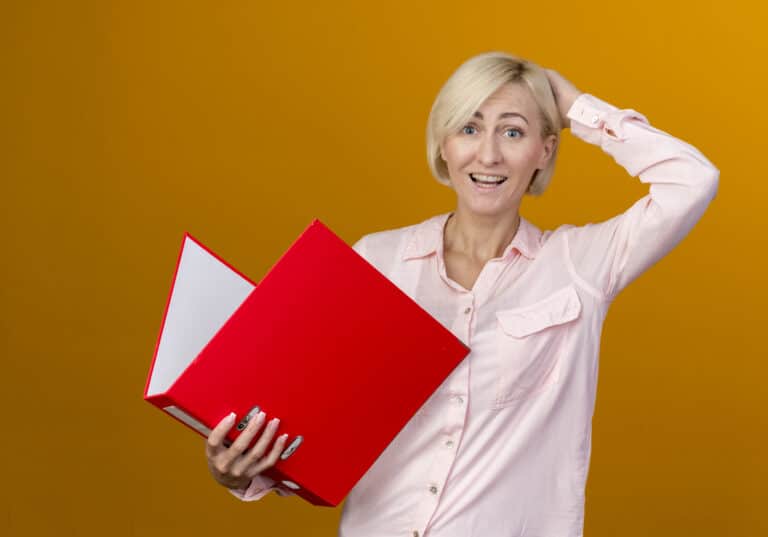 Scopri di più sull'articolo Borse di studio per adulti: non perdere l’opportunità di ottenere denaro gratuito per l’università